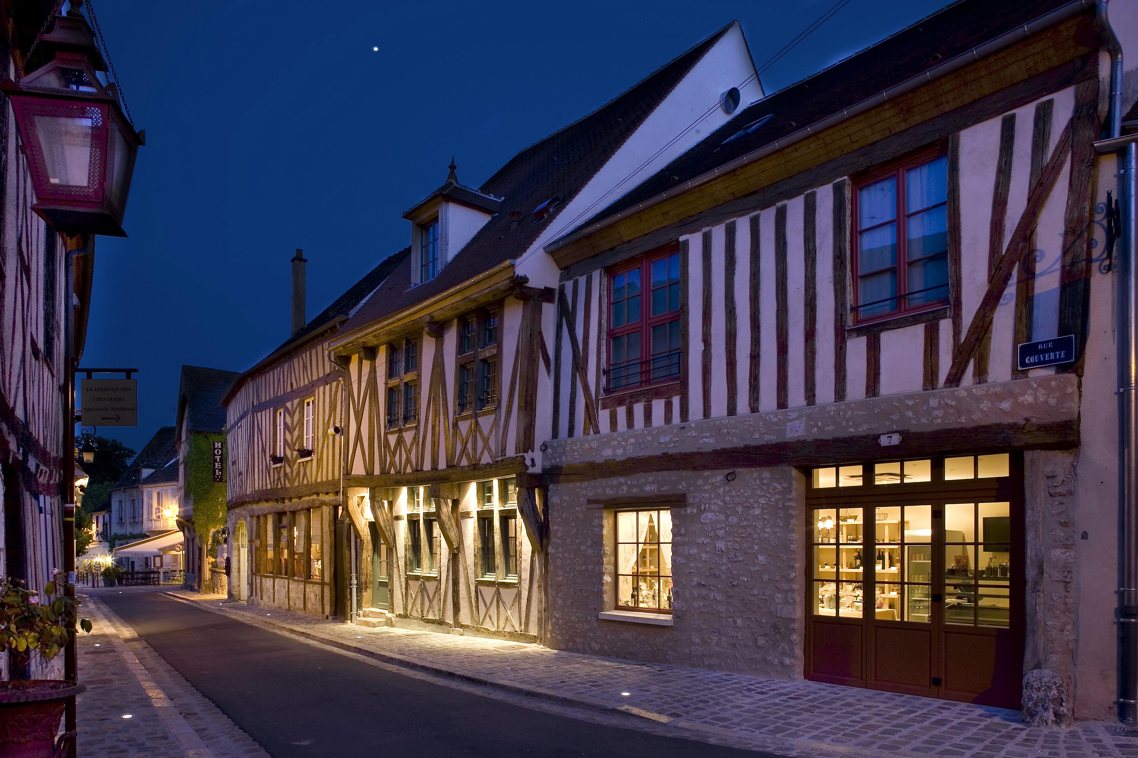 Hotel Aux Vieux Remparts, The Originals Relais Provins Ngoại thất bức ảnh