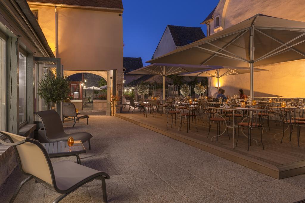 Hotel Aux Vieux Remparts, The Originals Relais Provins Ngoại thất bức ảnh