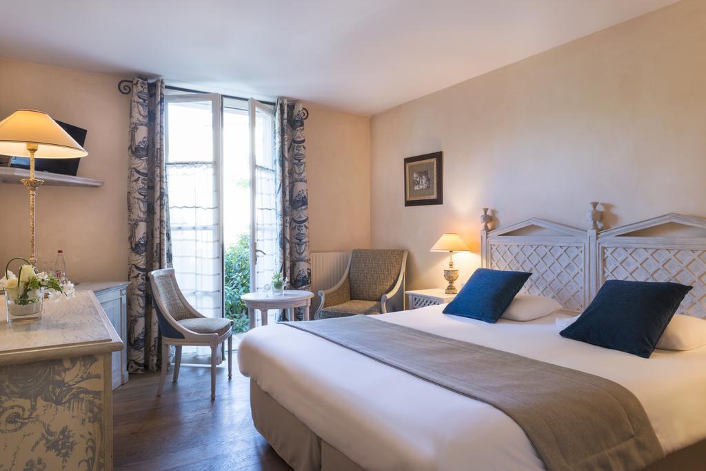 Hotel Aux Vieux Remparts, The Originals Relais Provins Ngoại thất bức ảnh